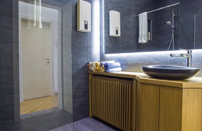 Rental of a spacious 3-room apartment, 126 m², central Belgrade, Serbia